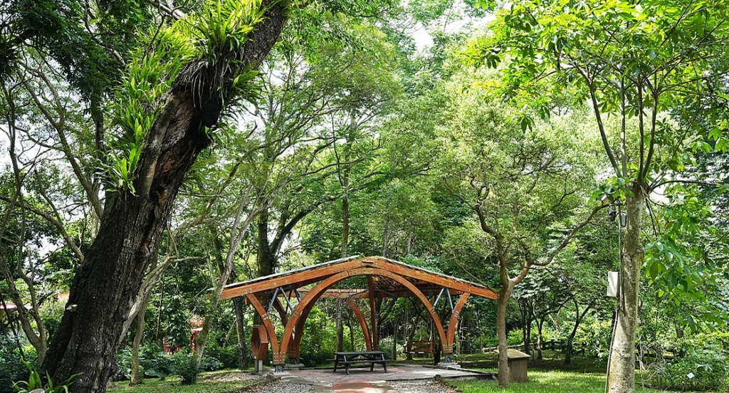 下坪熱帶植物園